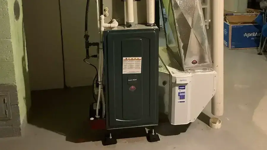 New American Standard furnace with Aprilaire filter cabinet installed by Red Barn Service