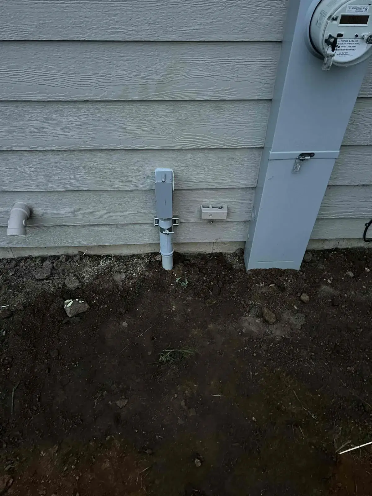 New meter socket and disconnect set at the house